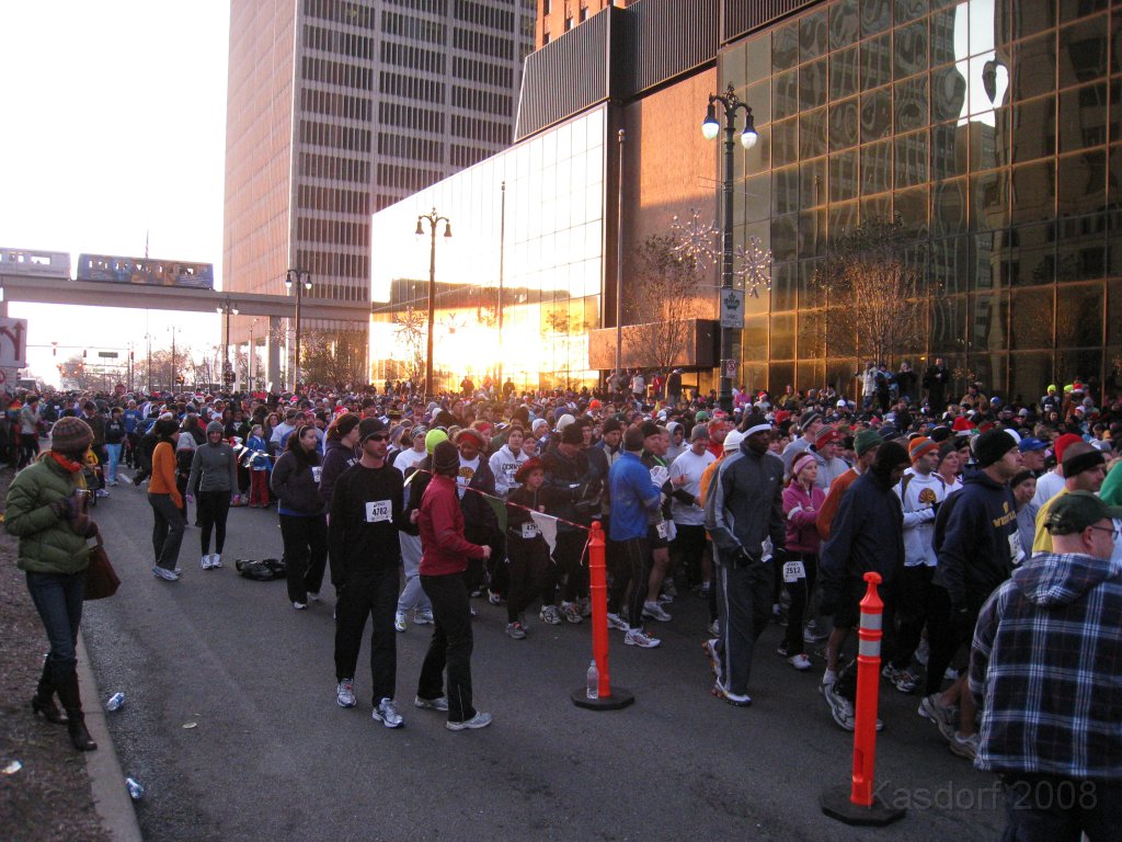 Detroit Turkey Trot 2008 10K 0170.jpg - The Detroit Turkey Trot 10K 2008, the 26th. running. Downtown Detroit Michigan. A balmy 22 degrees that morning. Race time of 58:24 for the 6.23 miles.